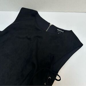 4S13NNA NWT Faux Suede Western Festival Cowgirl Black Crop Top‎ Side Laces Small